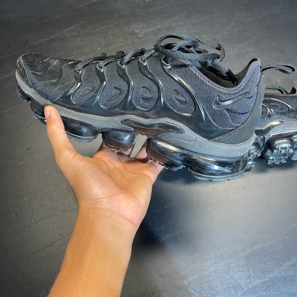 AIR VAPORMAX PLUS